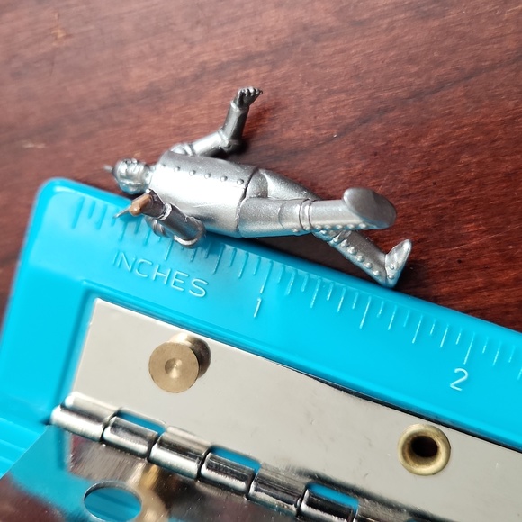 Hallmark Keepsake 2018 Tin Man The Wizard of Oz Ornament - Picture 4 of 6